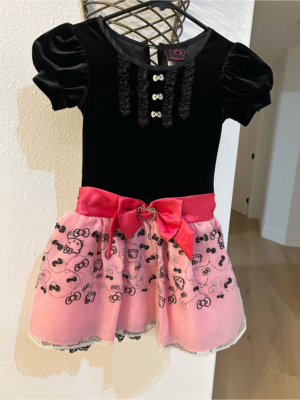 Hello Kitty Black Velvet Bodice with Pink Tulle Skirt and Hot Pink Bow. Sz 5